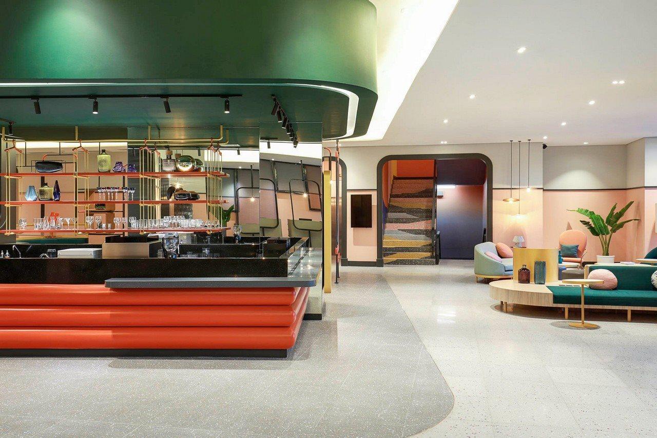 Ibis Styles Jakarta Tanah Abang Exterior foto