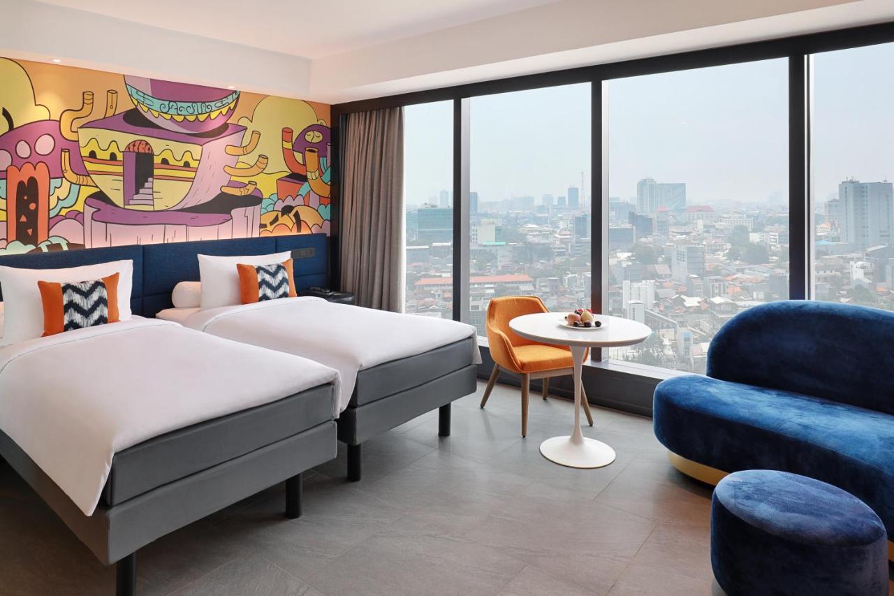 Ibis Styles Jakarta Tanah Abang Exterior foto