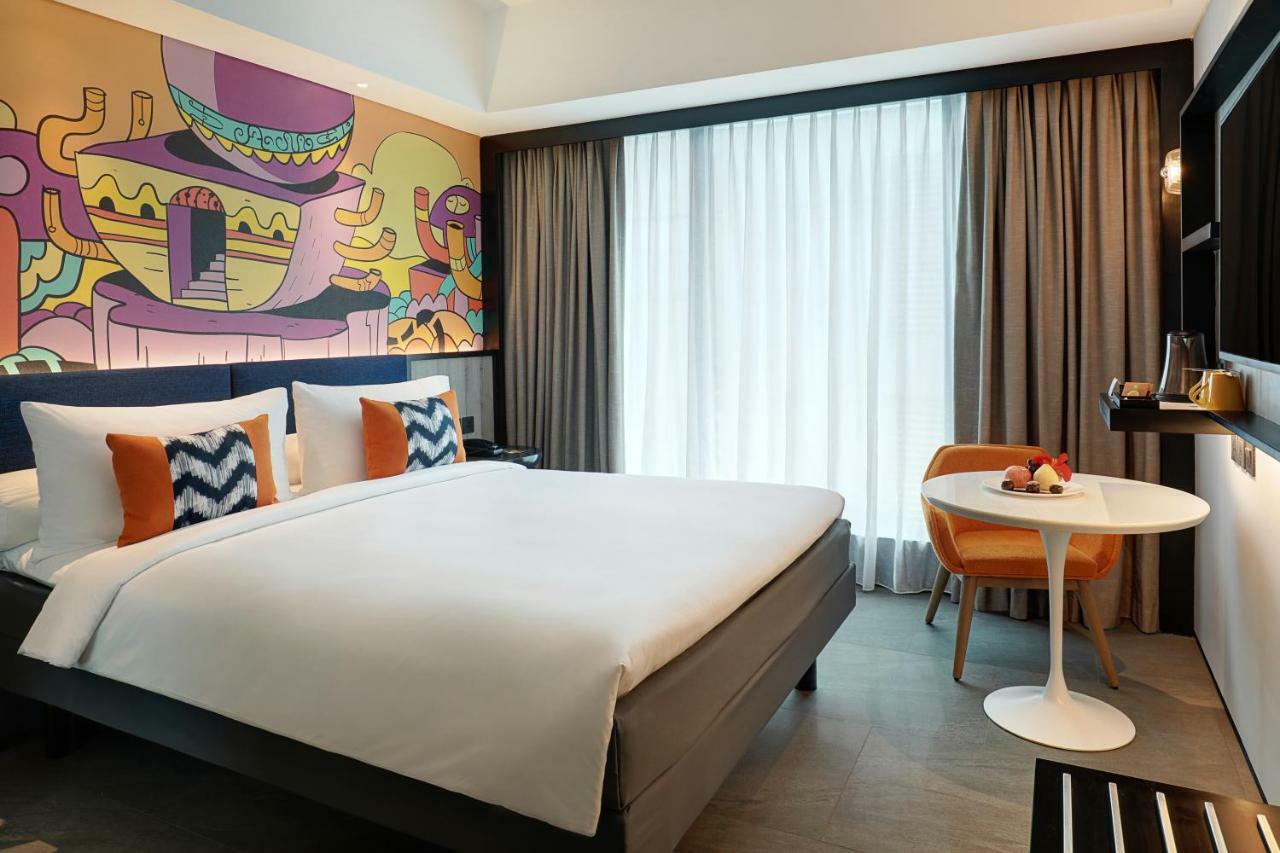 Ibis Styles Jakarta Tanah Abang Exterior foto